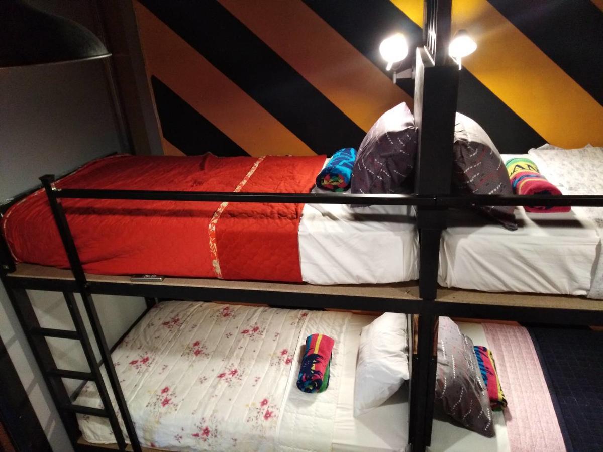 Chang Bed And Bar Hostel (Adults Only) Surat Thani Exterior photo